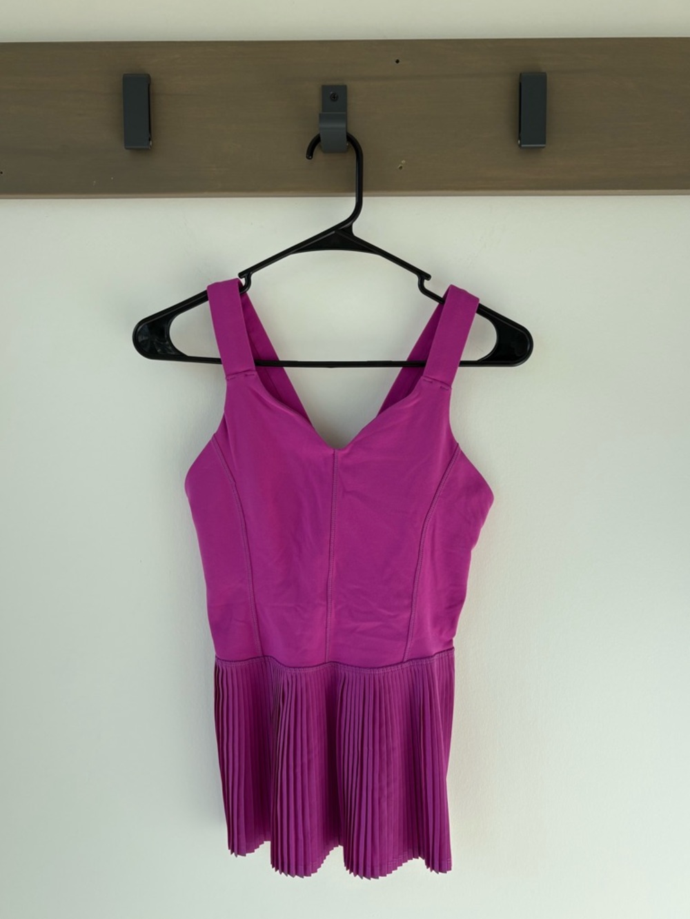Lululemon City Pleated Athletic Tank Ultra Violet - Size 6 Built-In Bra Yoga Top